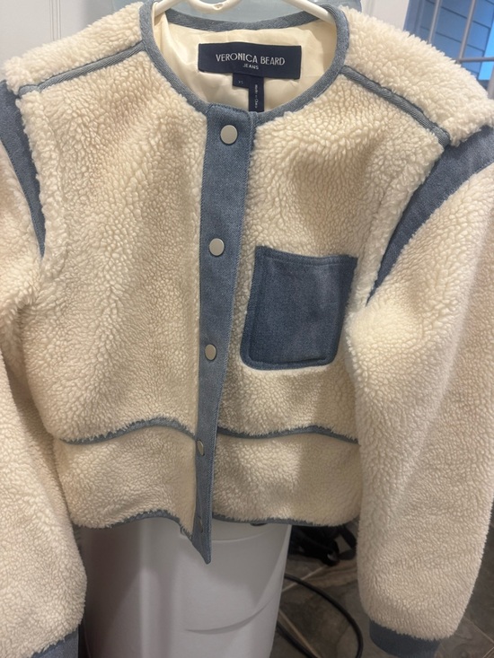 Veronica Beard Cream Faux Shearling Jacket with Light Blue Denim Trim - Picture 3 of 8